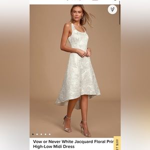 NWT Beautiful Hi-low dress